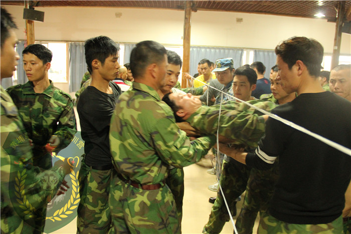 2107年2月5日米蘭芭莎時尚紡織公司95人到黃埔軍校青少年訓練基地進行拓展培訓一天