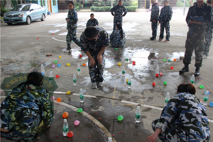 香港珈藍(lán)集團(tuán)26人到黃埔軍事訓(xùn)練營進(jìn)行軍事拓展