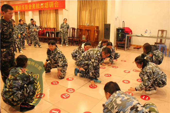 香港珈藍(lán)集團(tuán)26人到黃埔軍事訓(xùn)練營(yíng)進(jìn)行軍事拓展