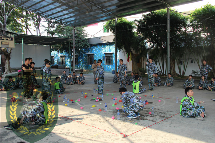 新產(chǎn)業(yè)海外營銷中心73人到黃埔軍校拓展基地進(jìn)行軍事拓展