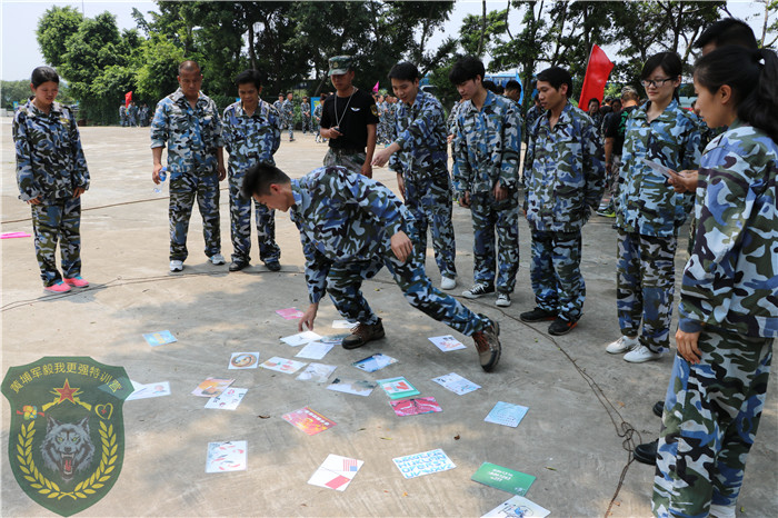 歐哲門窗公司213人到廣州企業(yè)培訓(xùn)基地進(jìn)行拓展培訓(xùn)