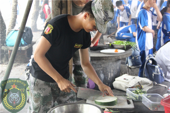 港灣中學(xué)(初二級)黃埔軍校青少年訓(xùn)練基地素質(zhì)教育一天