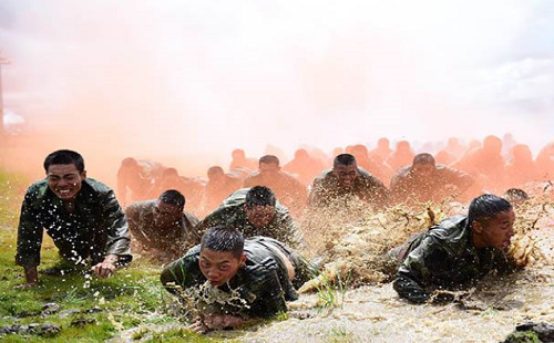 中學(xué)生參加軍事訓(xùn)練要注意什么